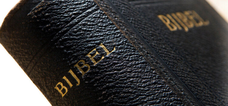 De Bijbel heeft geen titel…
